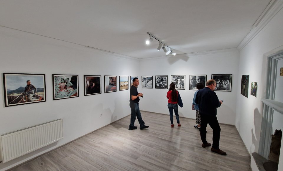Galerijoje „Weseeitems“ buvo atidaryta fotografijų paroda „Lietuva-Sakartvelas: sankirtos“